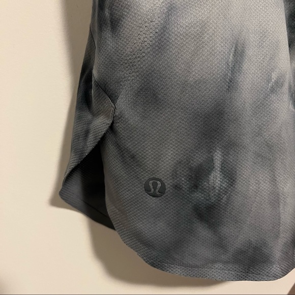 Lululemon Lightweight Run Kit tank top - Picture 5 of 6